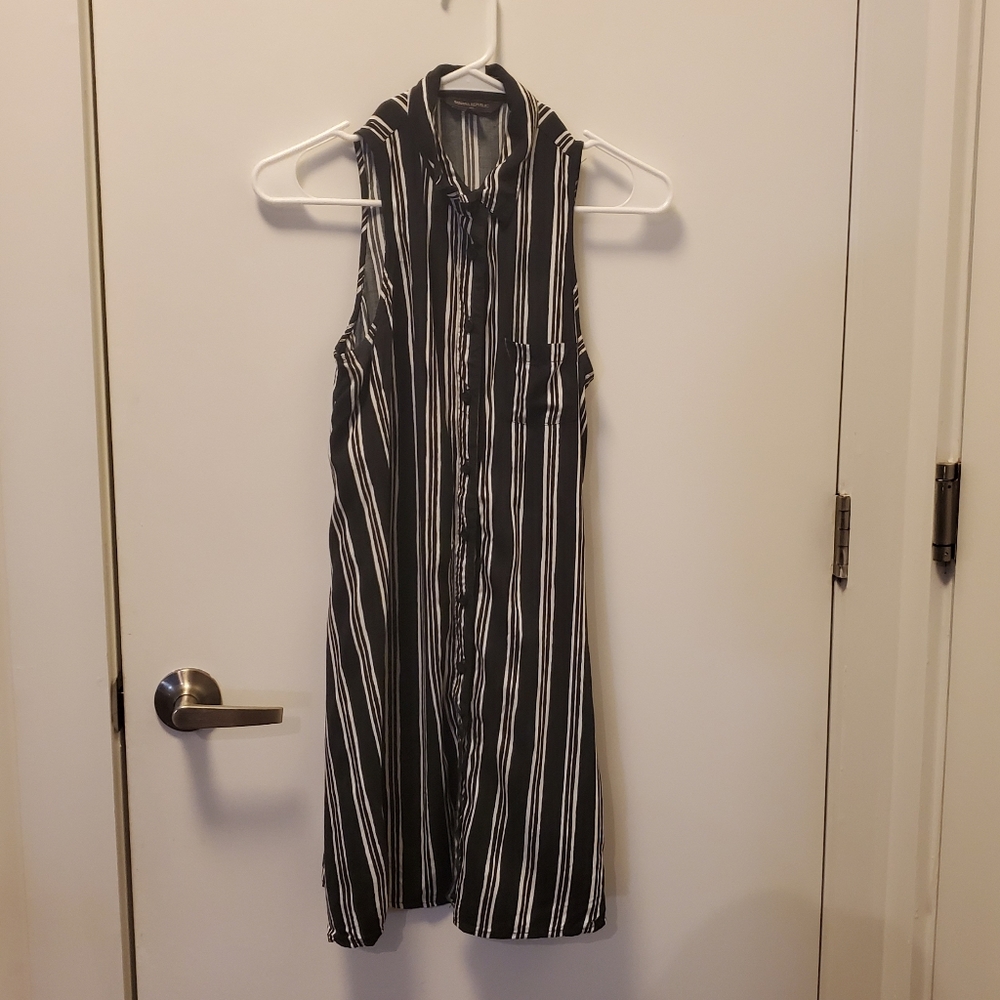 Banana Republic button down dress